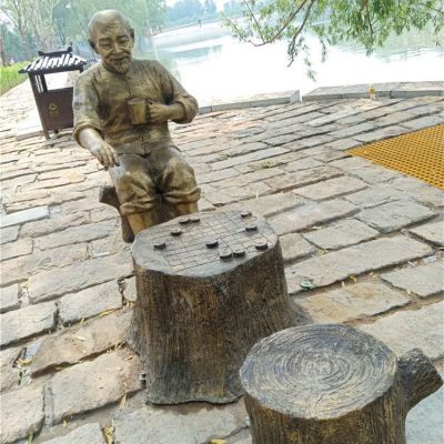 玻璃鋼樹(shù)墩，棋盤(pán)，老頭，公園情景雕塑