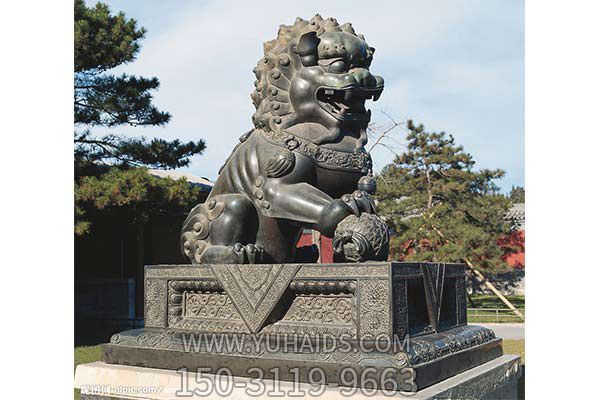 獅子雕塑-公園景區(qū)戶(hù)外大型仿真動(dòng)物青石石雕獅子雕塑