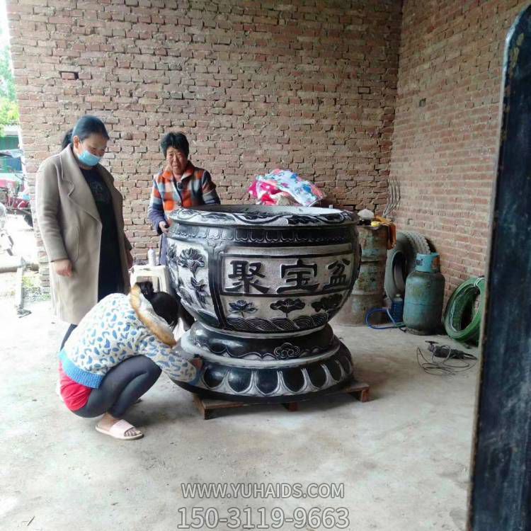 庭院青石做舊浮雕荷花花紋養(yǎng)魚(yú)水缸花盆雕塑